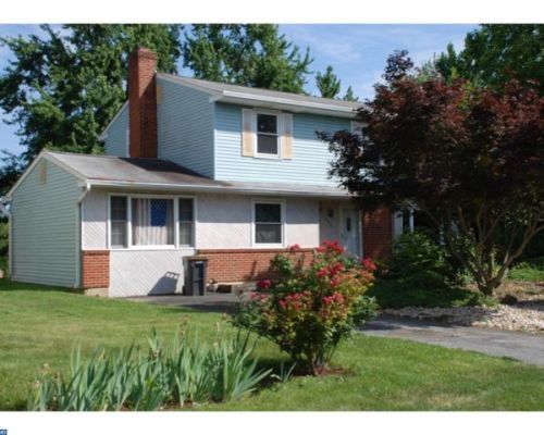2322 Thomas Ln, Wilmington, DE 19810-2339