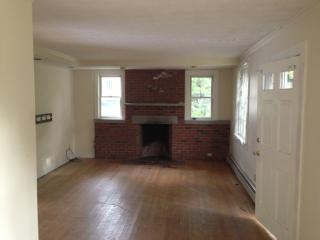 27 Mack Hill Rd, Amherst, NH 03031-3227