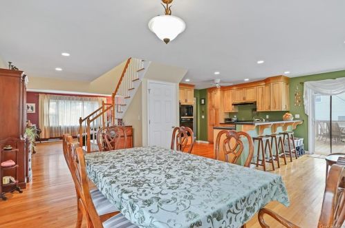 42 Miriam Dr, Warwick NY  10990-3516 exterior