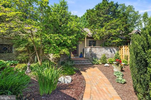 10 Ringfield Rd, Chadds Ford, PA 19317-9129