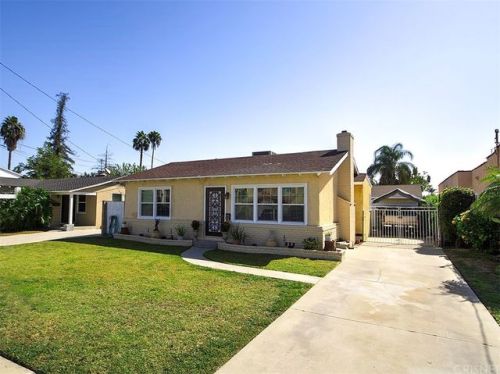 10430 Stamps Rd, Downey, CA 90241-2627