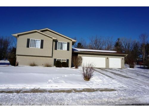 256 Panther Dr, Ellsworth, WI 54011-5097