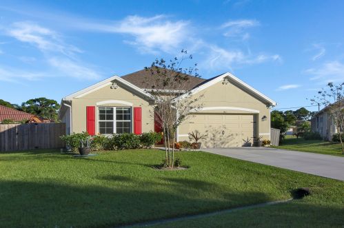 1861 Congo St, Fort Pierce, FL 34953-8000