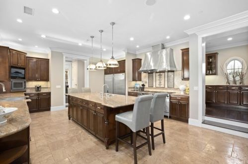 1921 Windward Ln, Newport Beach CA  92660-3816 exterior