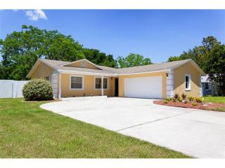 2718 Radnor Ave, Orlando, FL 32826-3878