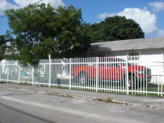 2619 19th Ave, Miami, FL 33142-7501