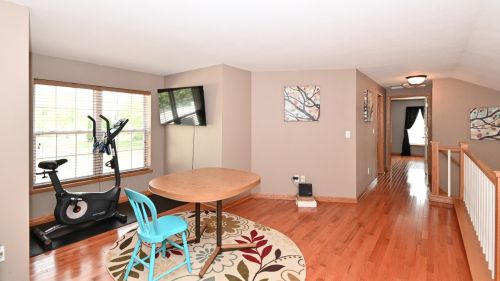 28842 Stone Ridge Ct, Waterford WI  53185-5609 exterior