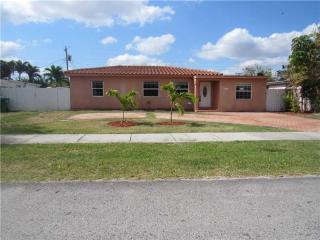 9980 37th Ter, Miami, FL 33165-3934