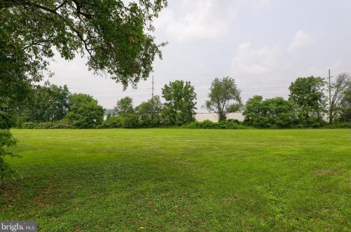 720 Elizabeth St, Lancaster PA  17603-2218 exterior
