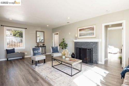 2809 99th Ave, Oakland CA  94605-4814 exterior