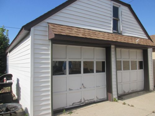 1844 Belmont St, Manitowoc WI  54220-2630 exterior