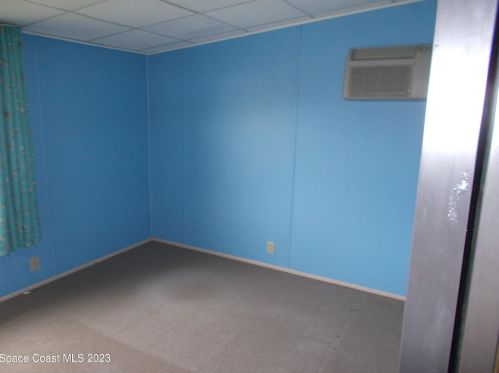 927 Hyacinth Cir, Sebastian FL  32976-7668 exterior