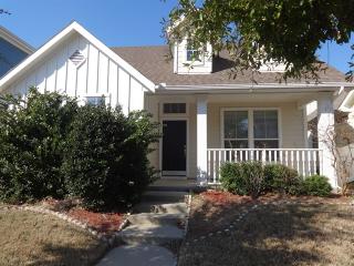 1013 Grey Fox Dr, Aubrey TX  76227-7757 exterior