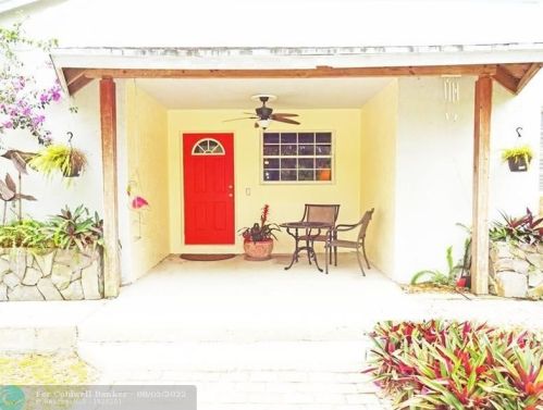 15590 97th Rd, West Palm Beach, FL 33412-1704