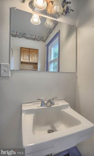 15 Winding Hill Rd, Navy Sup Dpt PA  17055-5617 exterior