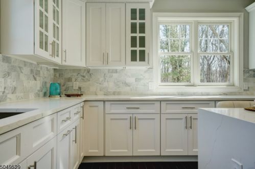 823 River Rd, Chatham Township NJ  07928-1026 exterior