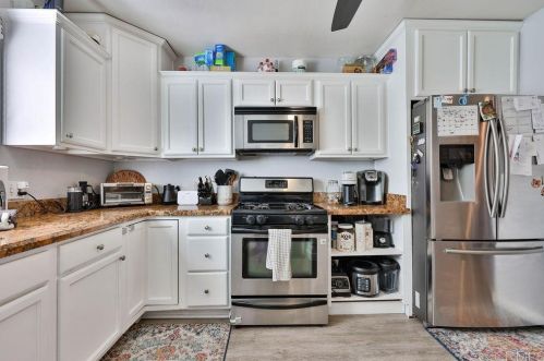 2019 Oliver Ave, San Diego CA 92109-5543 exterior