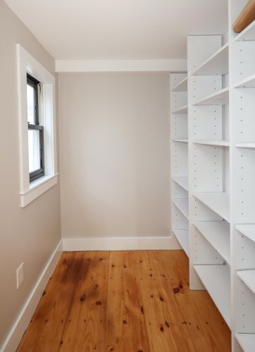 328 2nd Nh Tpke, Hillsboro NH  03244-4614 exterior