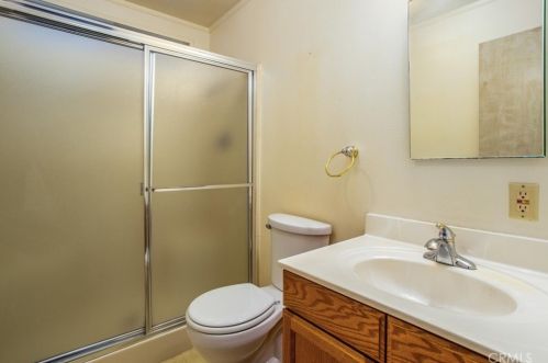 1325 Medallion St, Redlands CA  92374-2666 exterior