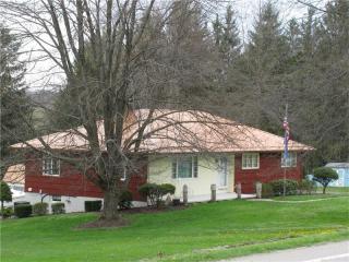 156 College Ave, Greenville, PA 16125-1102
