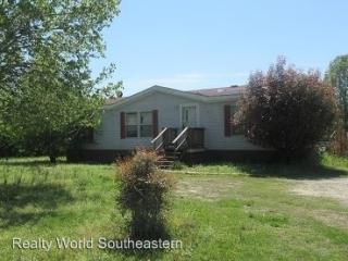633 Johnson Nursery Rd, Watha NC  28478-7551 exterior