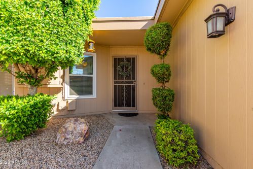 17411 105th Ave, Sun City, AZ 85373-1921