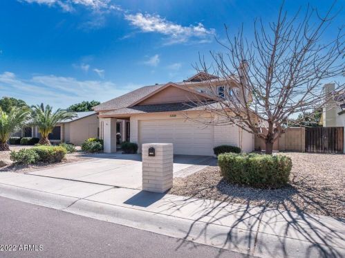 5339 Riviera Dr, Glendale, AZ 85304-2723