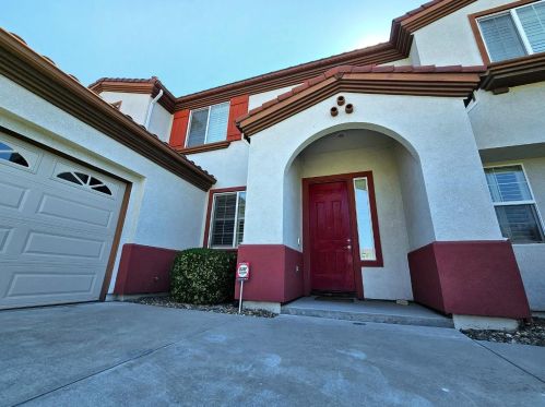 17074 Andover Way, Lathrop, CA 95330-8891