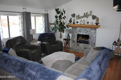 1951 Olive Dr, Santa Maria, CA 93454-7855