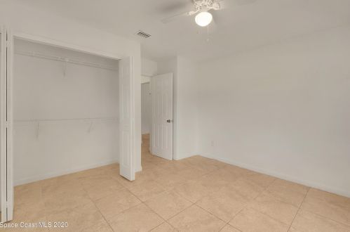 56 45 Ave, Vero Beach FL 32966-2840 exterior