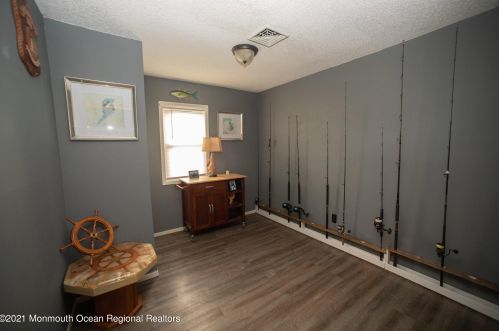 401 Sea Bright Rd, Lacey NJ  08731-4950 exterior