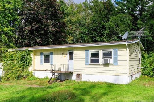 15 Edward Ave, Norwich, CT 06351-3505