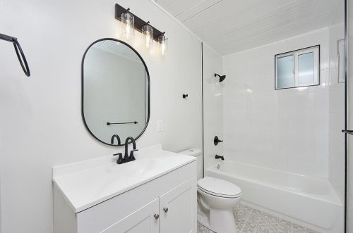 61 Lakeview Dr, West Pittsburg CA  94565-1349 exterior
