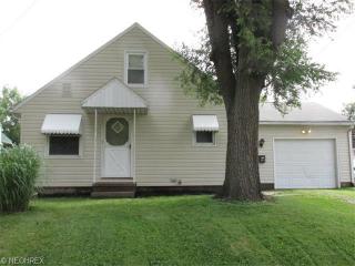 2614 Gilbert Ave, Canton, OH 44705-4642