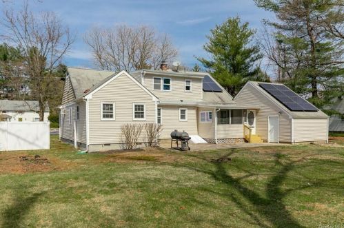 312 Spackenkill Rd, Poughkeepsie NY  12603-5318 exterior