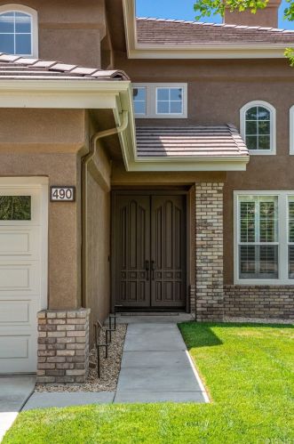 490 Tree Hollow Ct, Simi Valley CA  93065-7311 exterior