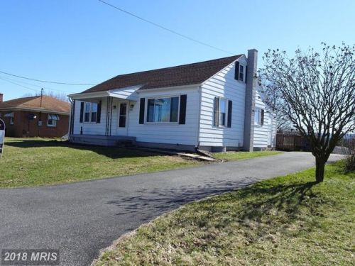 7782 Scenic Dr, Lees Cross Roads, PA 17257-9351