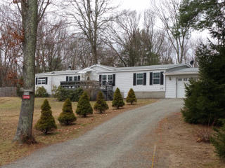 518 Van Steenbergh Pl, Shokan, NY 12481-5015