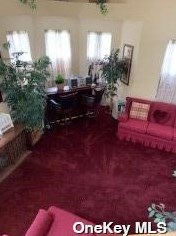 24 Sherwood Dr, Shoreham, NY 11786-2054