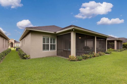 1017 Stoney Creek Dr, Lakeland FL  33811-2329 exterior