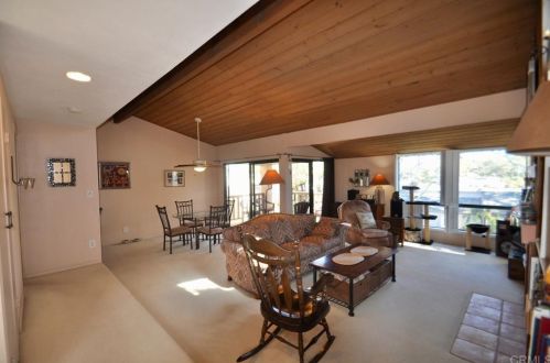 585 Sierra Ave, Solana Beach, CA 92075-2236