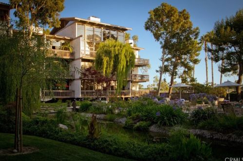 7233 Marina Pacifica Dr, Long Beach CA 90803-3899 exterior