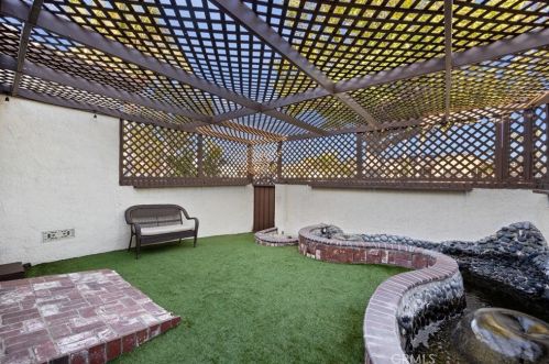 4032 Elsa St, Lakewood CA  90712-3853 exterior
