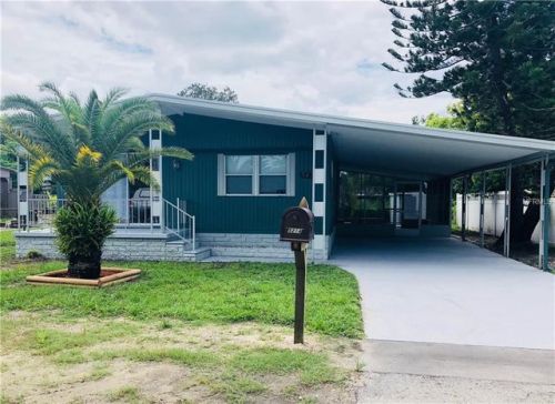 5214 Castile Ln, Tarpon Springs, FL 34690-6039