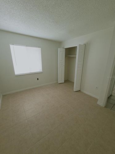 1544 Candlewyck Dr, Orlando FL  32807-2947 exterior