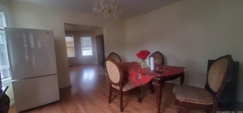 24 Bronx Ave, Bridgeport CT  06606-4663 exterior