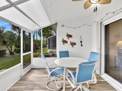 6090 Lake Hibiscus Dr, Delray Beach FL  33484-4617 exterior