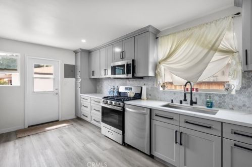 744 Carroll Ave, Glendora CA  91741-3525 exterior