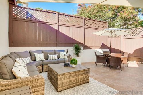 3160 Goldfinch St, San Diego CA 92103-2965 exterior