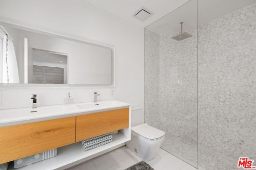 1931 Verdugo Rd, Glendale CA  91208-2605 exterior